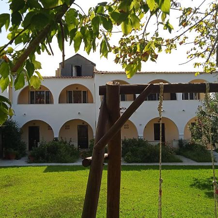 Santa Maria Hotel Vitaládes Екстериор снимка