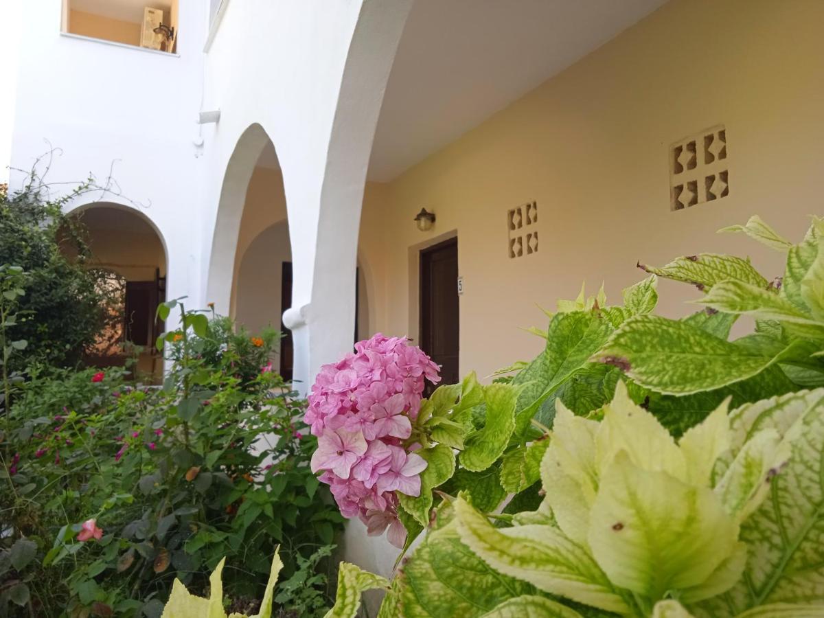 Santa Maria Hotel Vitaládes Екстериор снимка