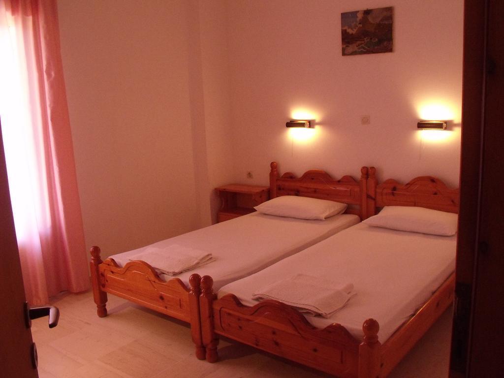 Santa Maria Hotel Vitaládes Стая снимка